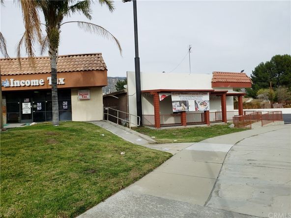 1040 W 40th St, San Bernardino, CA 92407